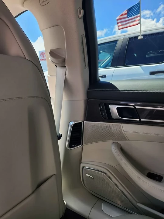 2023 Porsche 971 Panamera 4S - Image 18 of 20