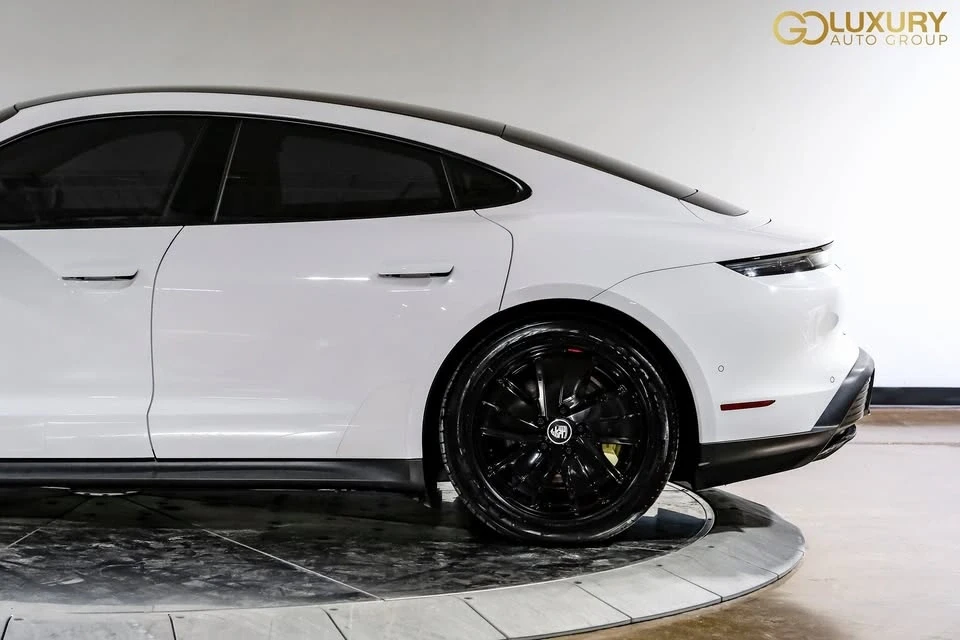 2023 Porsche Taycan - Image 15 of 19