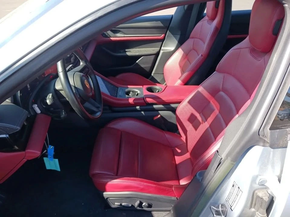 2023 Porsche Taycan - Image 5 of 6
