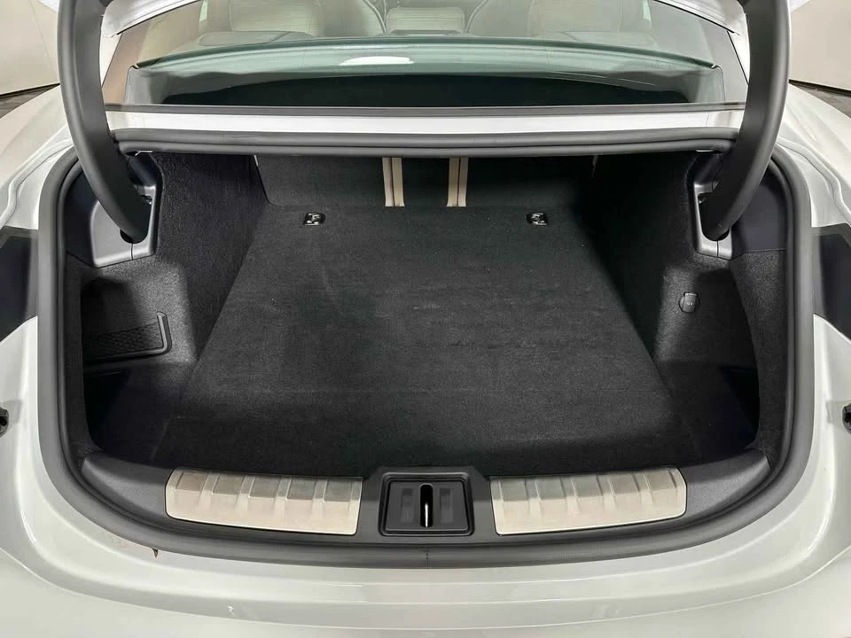 2023 Porsche Taycan 4S - Image 11 of 11