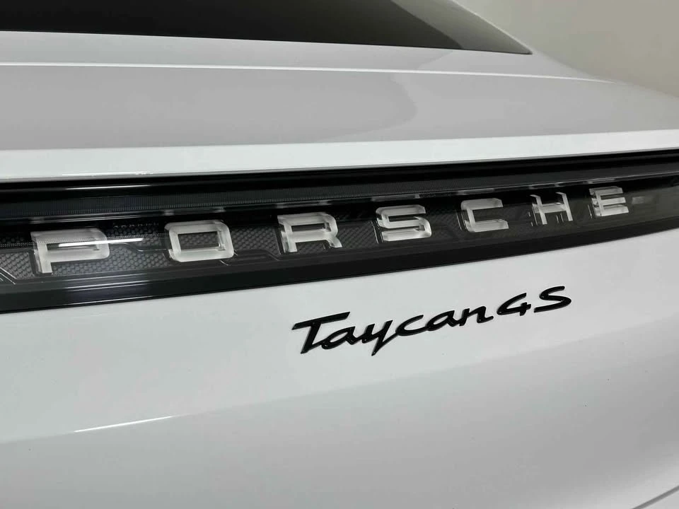 2023 Porsche Taycan 4S - Image 7 of 11