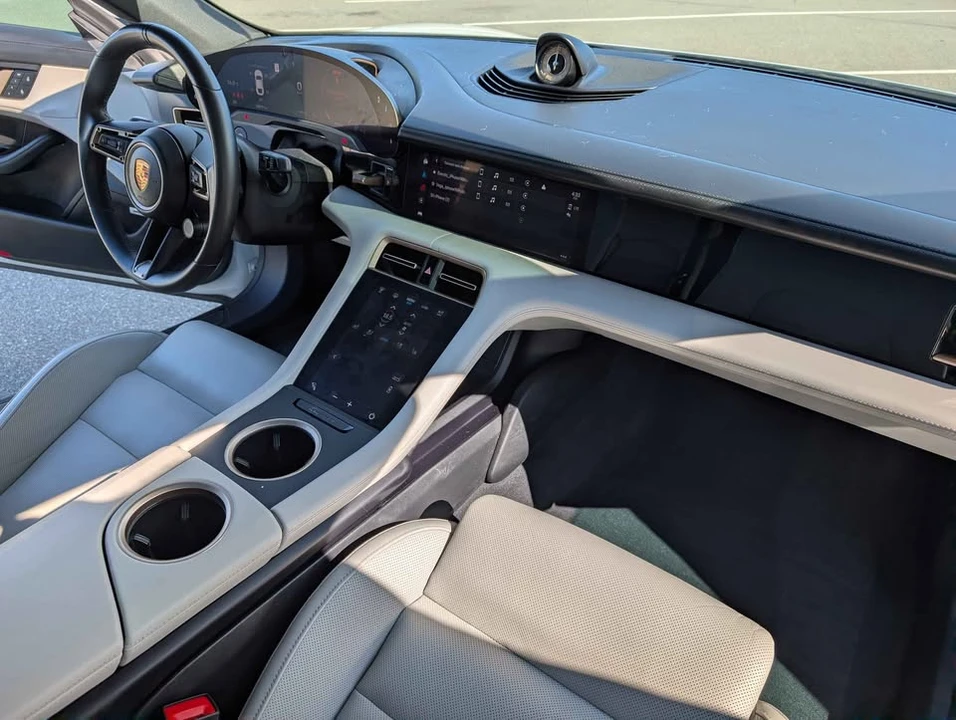 2023 Porsche Taycan 4S - Image 13 of 17