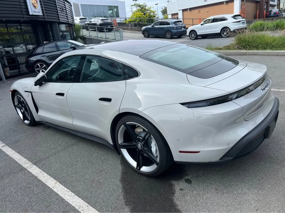 2023 Porsche Taycan 4S - Image 5 of 17