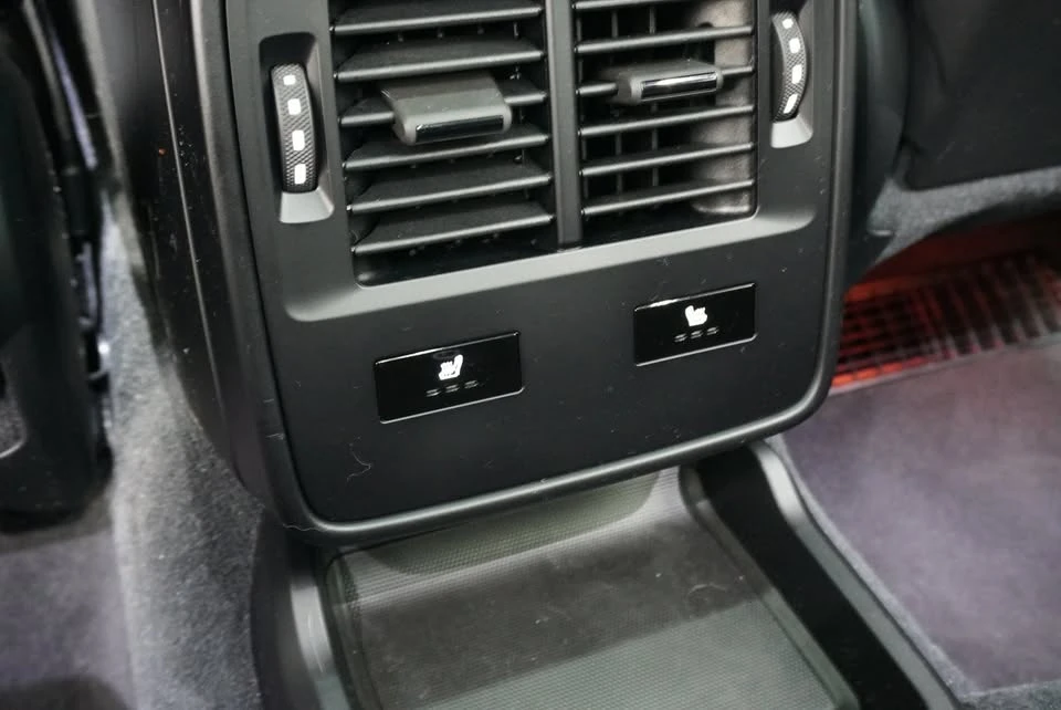 2023 Porsche Taycan 4S - Image 16 of 17