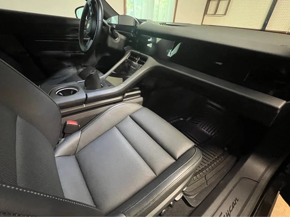2023 Porsche Taycan - Image 9 of 12