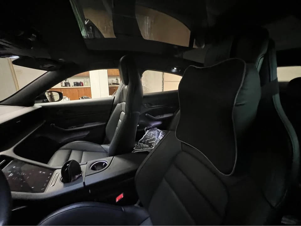 2023 Porsche Taycan - Image 10 of 12
