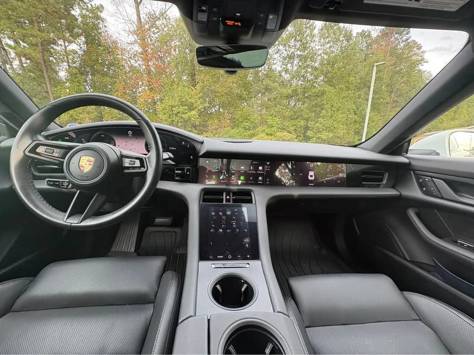 2023 Porsche Taycan - Image 9 of 11