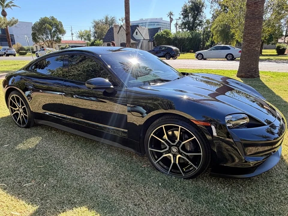 2023 Porsche Taycan - Image 5 of 15
