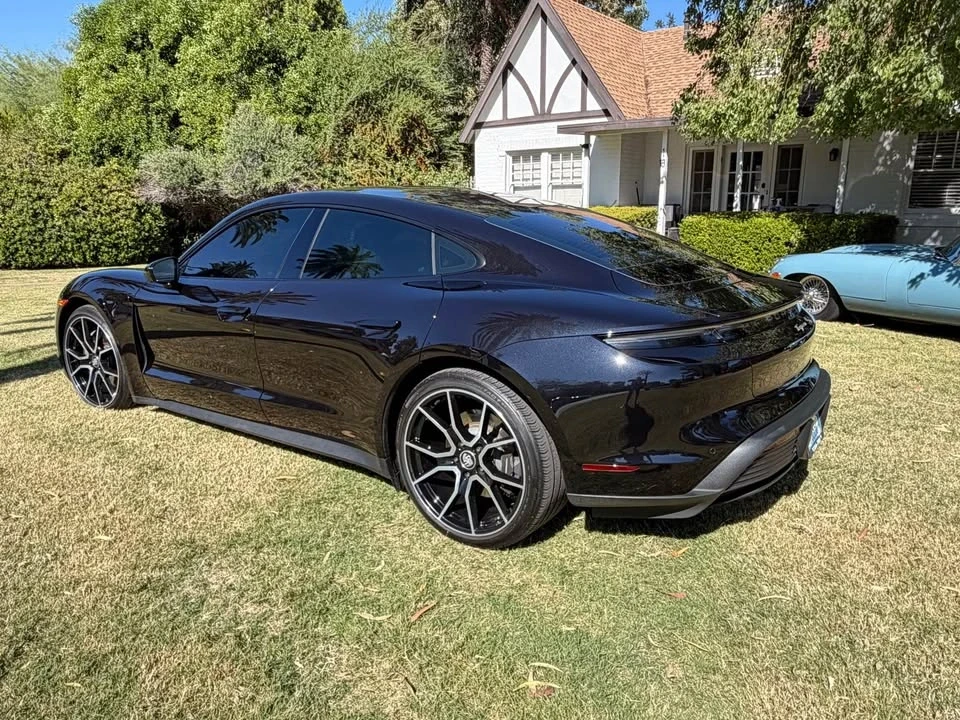 2023 Porsche Taycan - Image 4 of 15