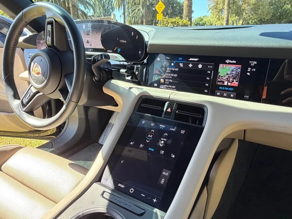 2023 Porsche Taycan - Image 8 of 15