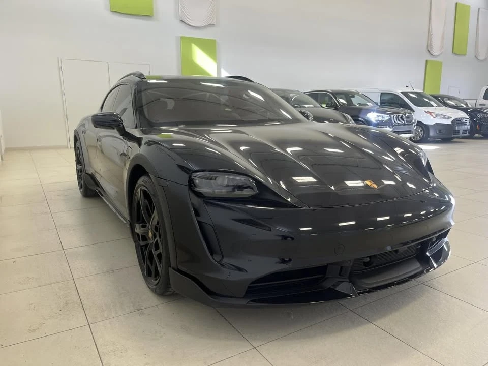2023 Porsche Taycan - Image 3 of 10