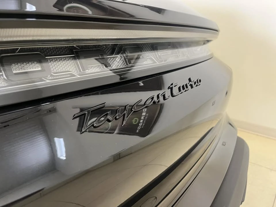 2023 Porsche Taycan - Image 7 of 10