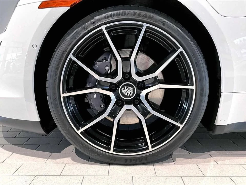 2023 Porsche Taycan - Image 10 of 20