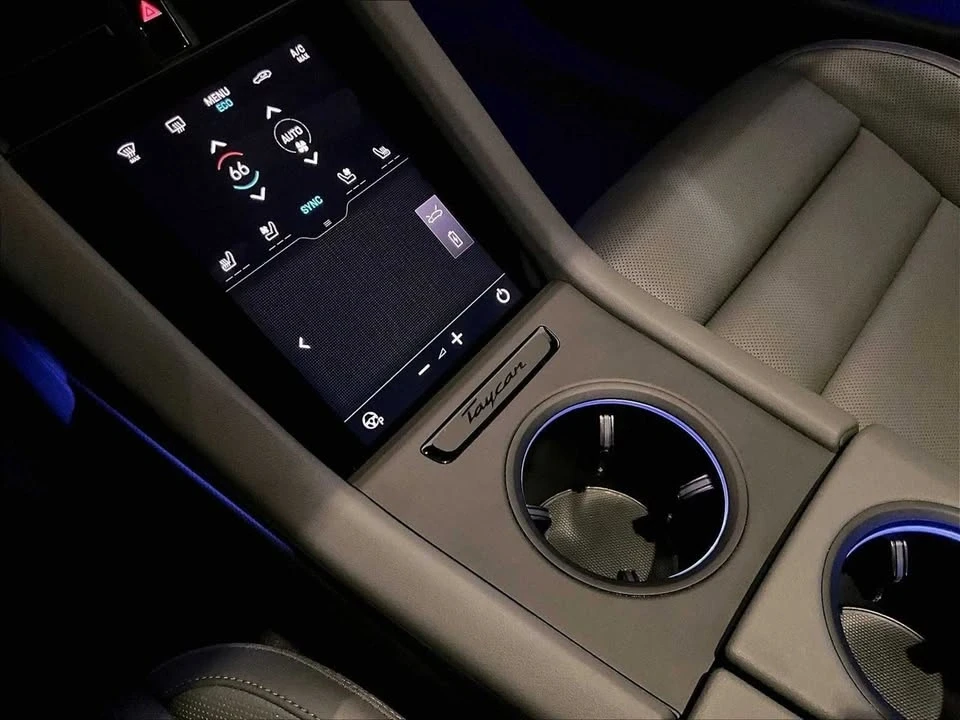 2023 Porsche Taycan - Image 16 of 20