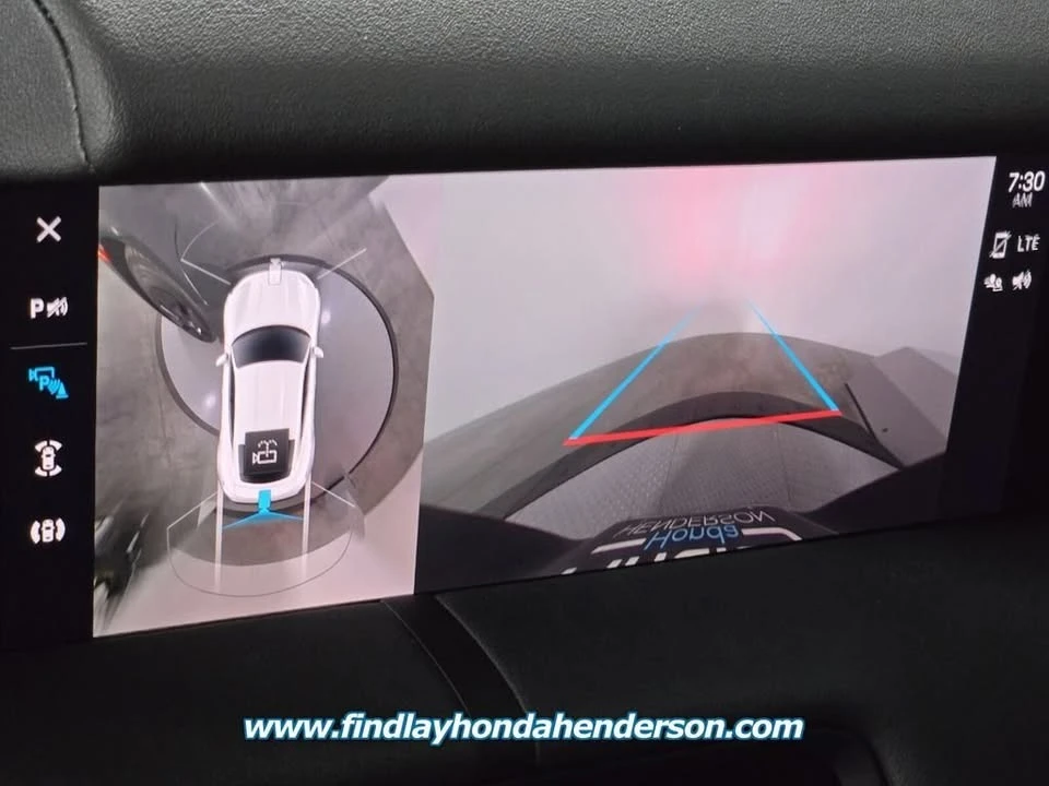 2023 Porsche Taycan - Image 16 of 17