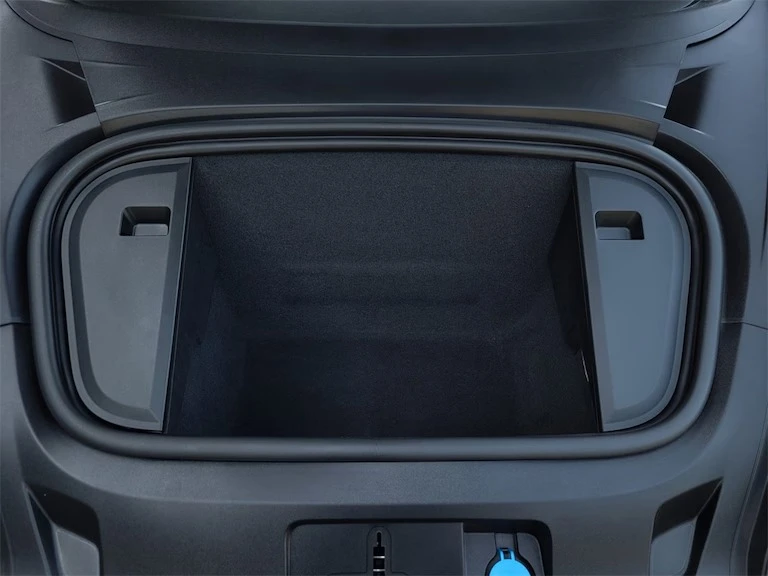 2023 Porsche Taycan - Image 13 of 14