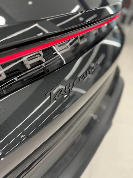 2023 Porsche Taycan 4 - Image 10 of 13