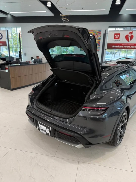 2023 Porsche Taycan 4 - Image 11 of 13