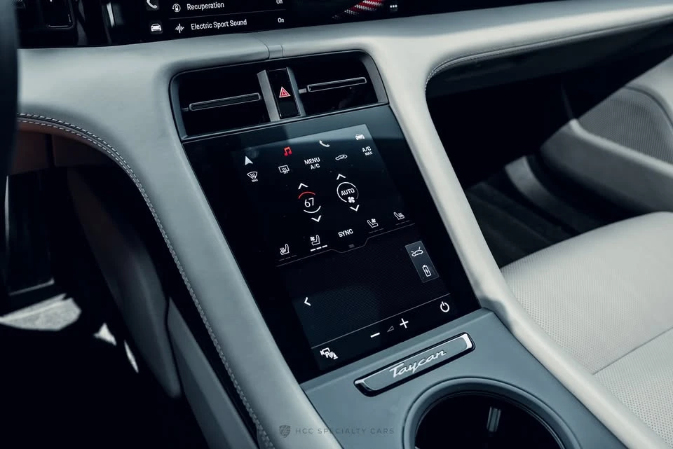 2023 Porsche Taycan GTS - Image 16 of 20