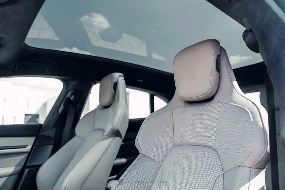 2023 Porsche Taycan GTS - Image 17 of 20