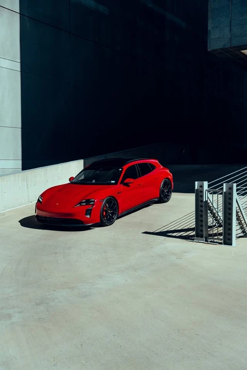 2023 Porsche Taycan GTS - Image 11 of 20