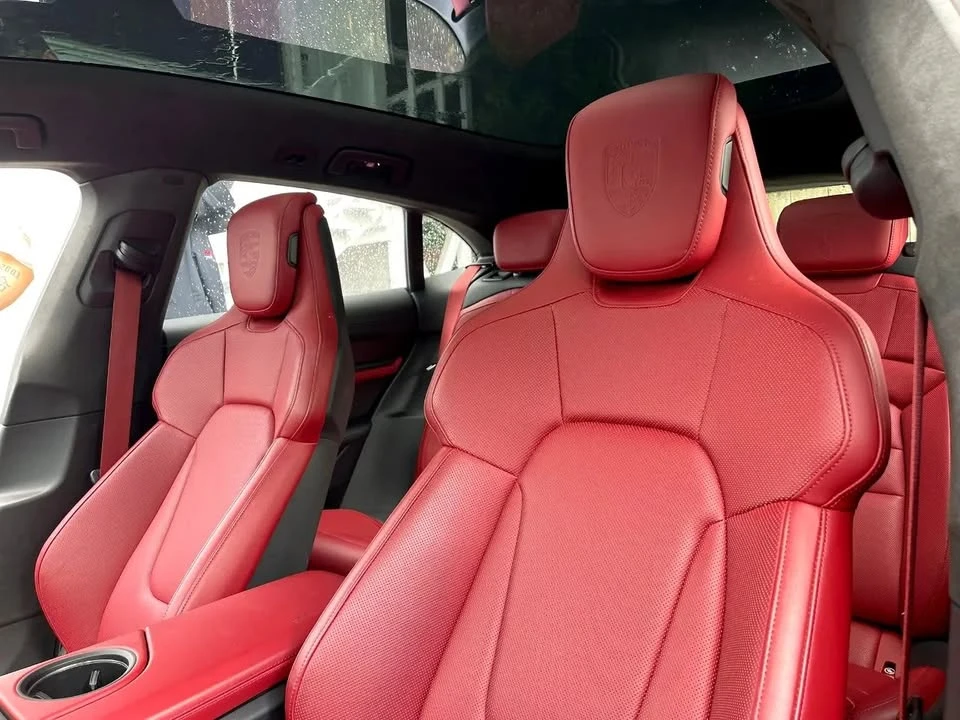 2023 Porsche Taycan GTS - Image 14 of 17