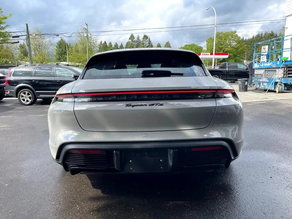 2023 Porsche Taycan GTS - Image 10 of 17