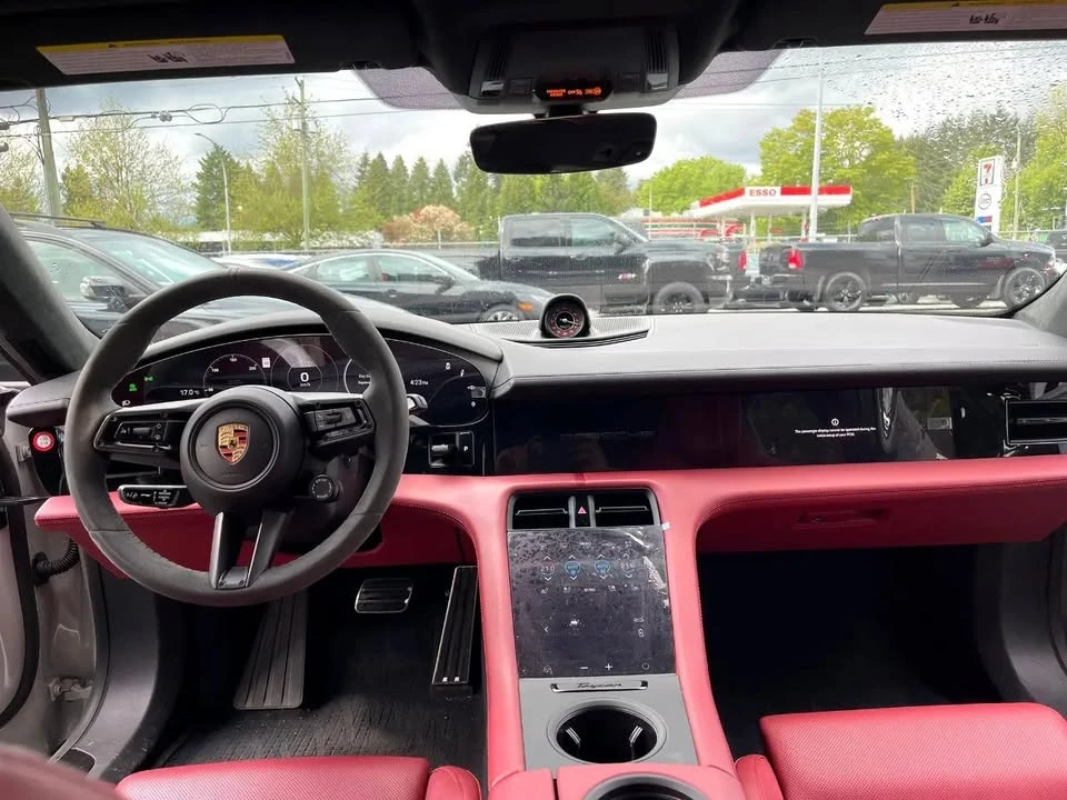 2023 Porsche Taycan GTS - Image 15 of 17