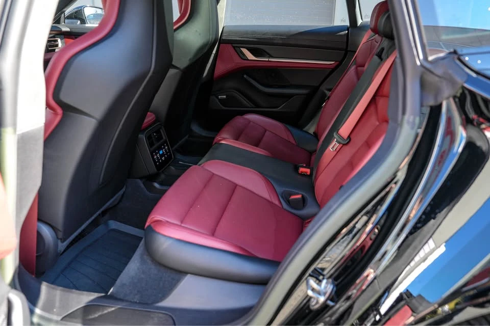 2023 Porsche Taycan - Image 14 of 15