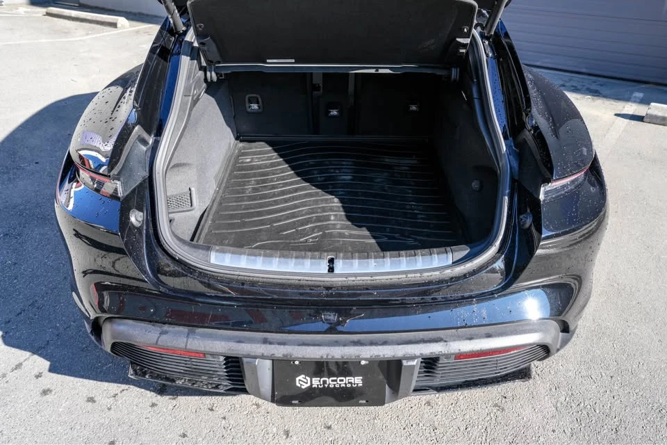 2023 Porsche Taycan - Image 7 of 15
