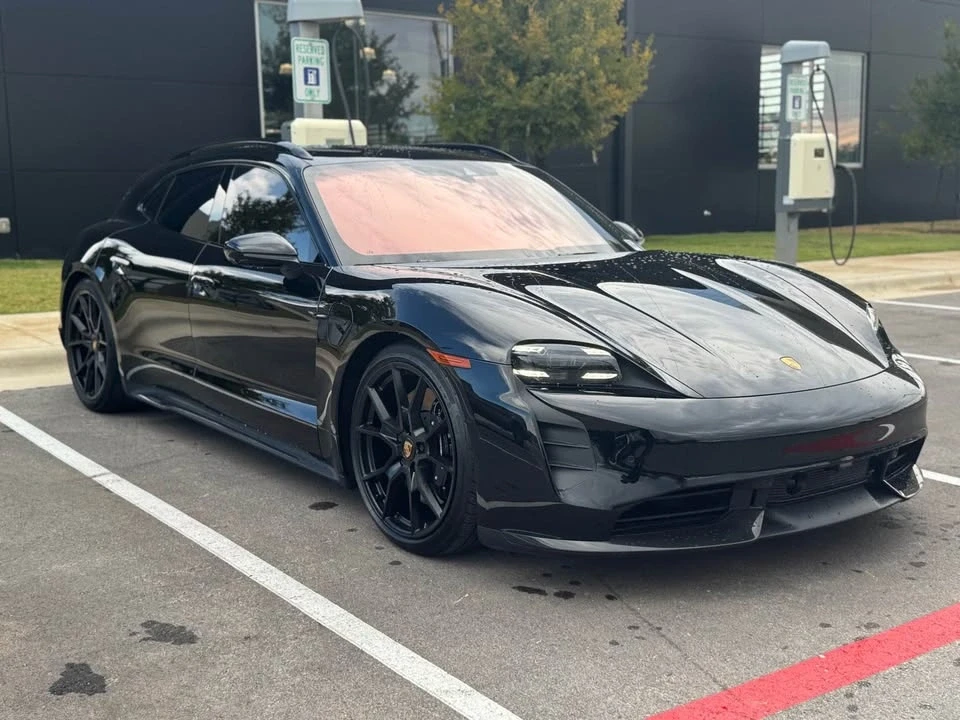 2023 Porsche Taycan GTS - Image 7 of 16