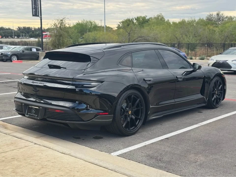 2023 Porsche Taycan GTS - Image 5 of 16