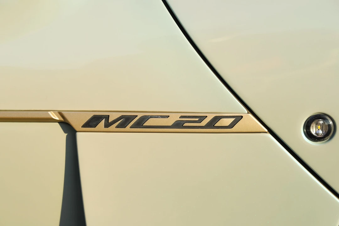 2023 Maserati MC20 Cielo - Image 21 of 31
