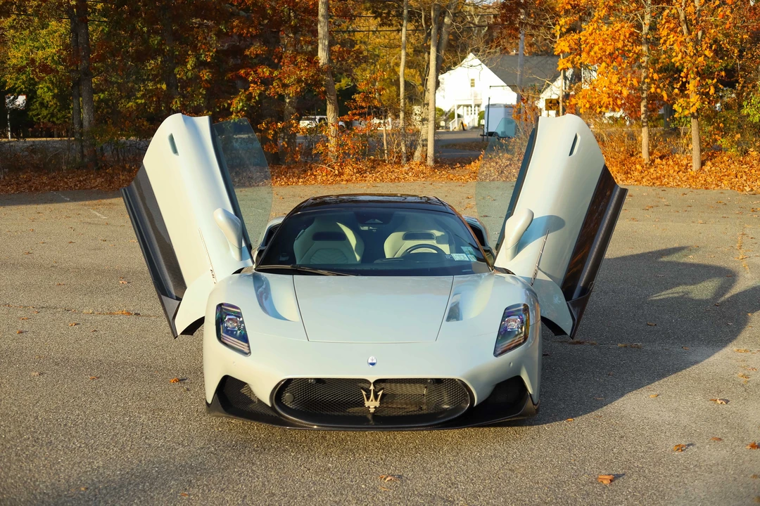 2023 Maserati MC20 Cielo - Image 26 of 31