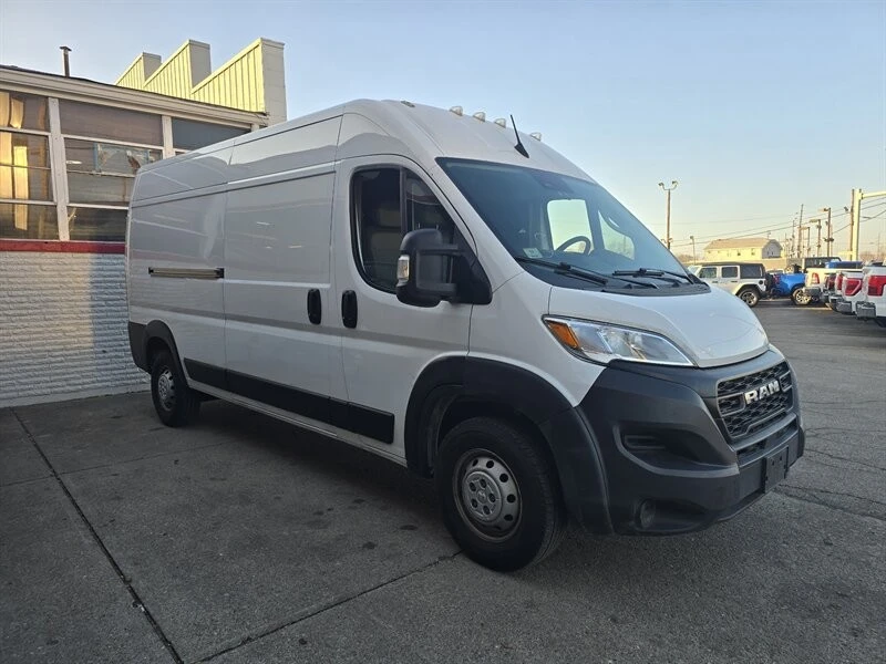 2023 Ram ProMaster - Image 3 of 4
