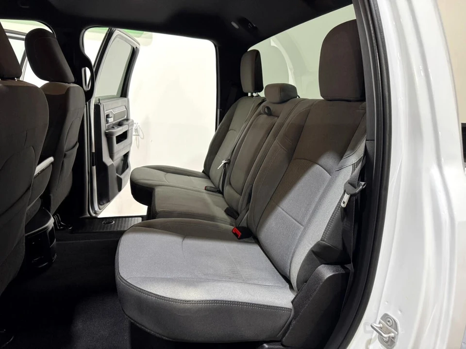 2023 Ram 2500 - Image 17 of 21