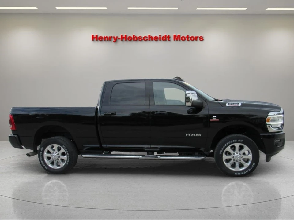 2023 Ram 2500 - Image 11 of 12
