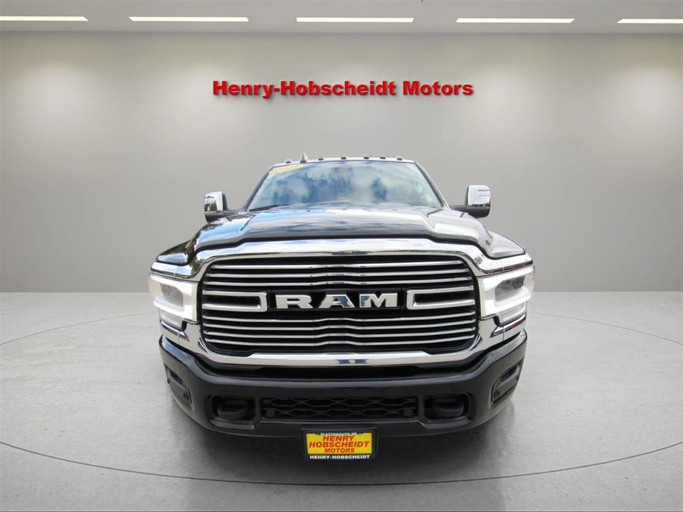 2023 Ram 2500 - Image 3 of 12