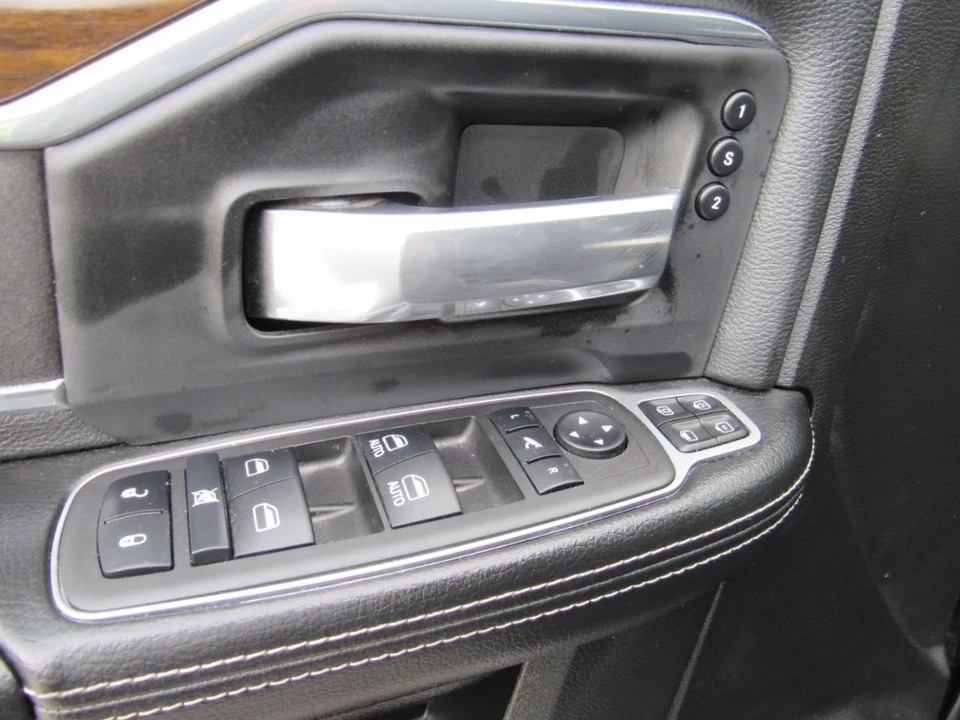 2023 Ram 2500 - Image 18 of 21