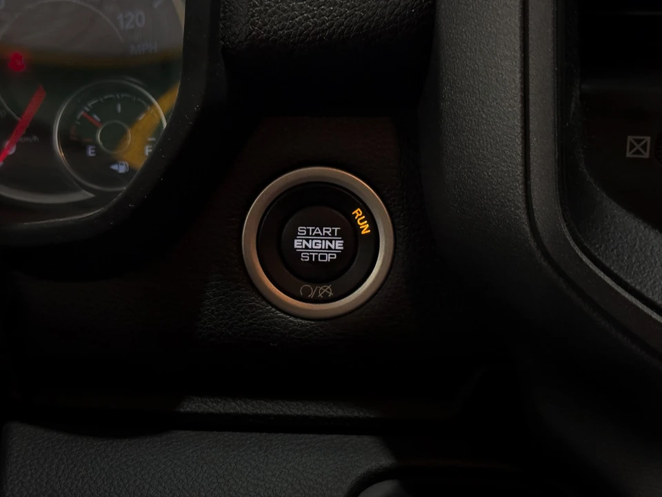 2023 Ram 2500 - Image 10 of 12