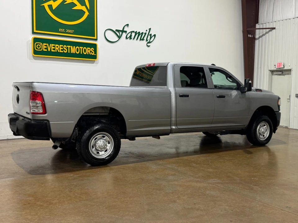 2023 Ram 2500 - Image 3 of 12