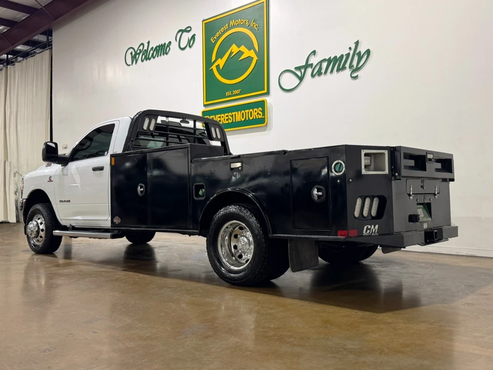 2023 Ram 3500 - Image 6 of 12