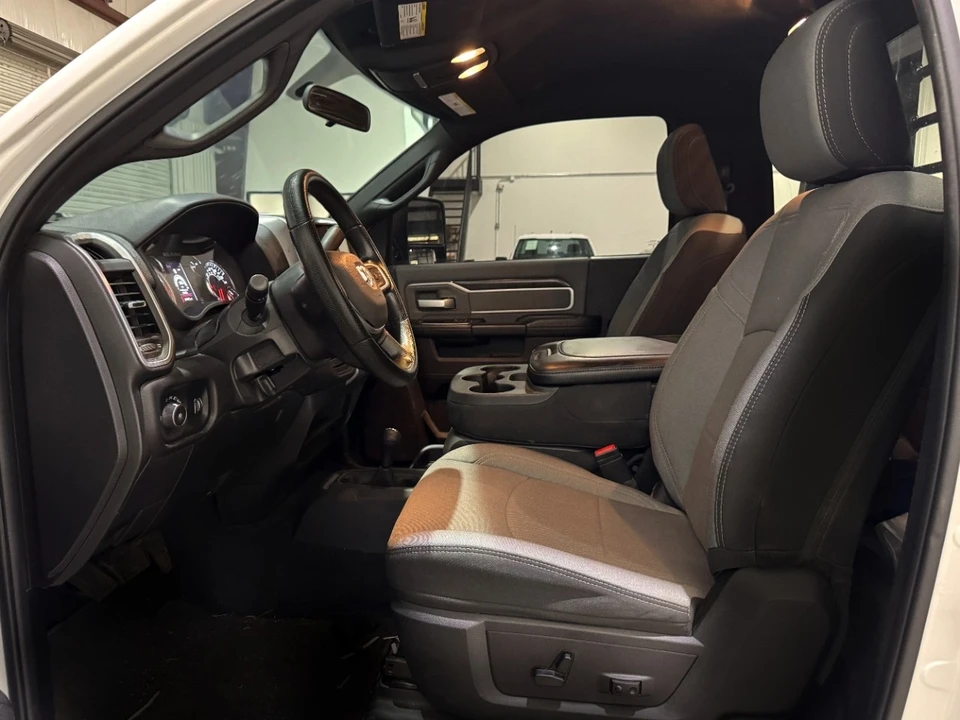 2023 Ram 3500 - Image 5 of 12