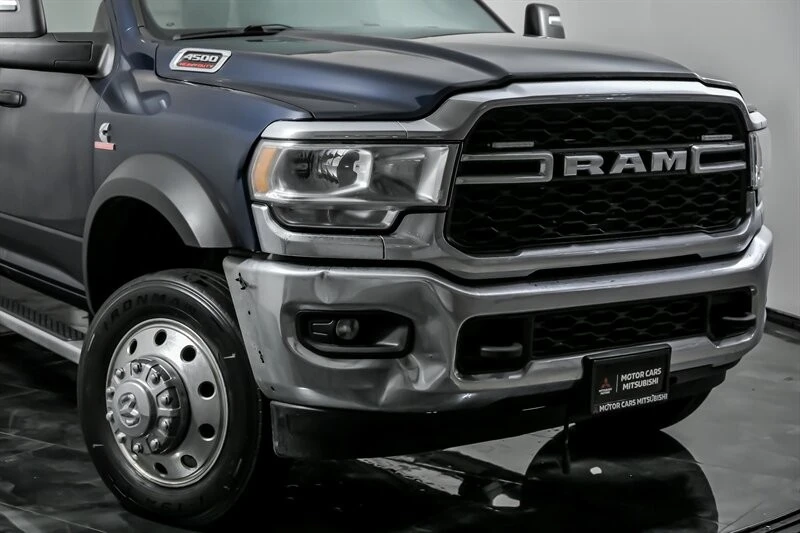 2023 Ram 4500 & 5500 - Image 2 of 21