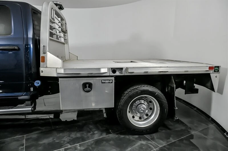 2023 Ram 4500 & 5500 - Image 8 of 21