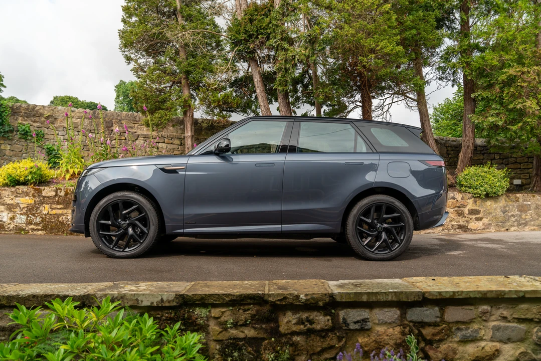 2023 Land Rover Range Rover Sport L461 - Image 9 of 31