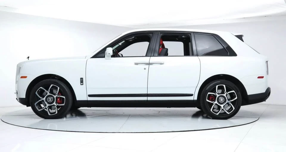 2023 Rolls-Royce Cullinan Black Badge - Image 4 of 10
