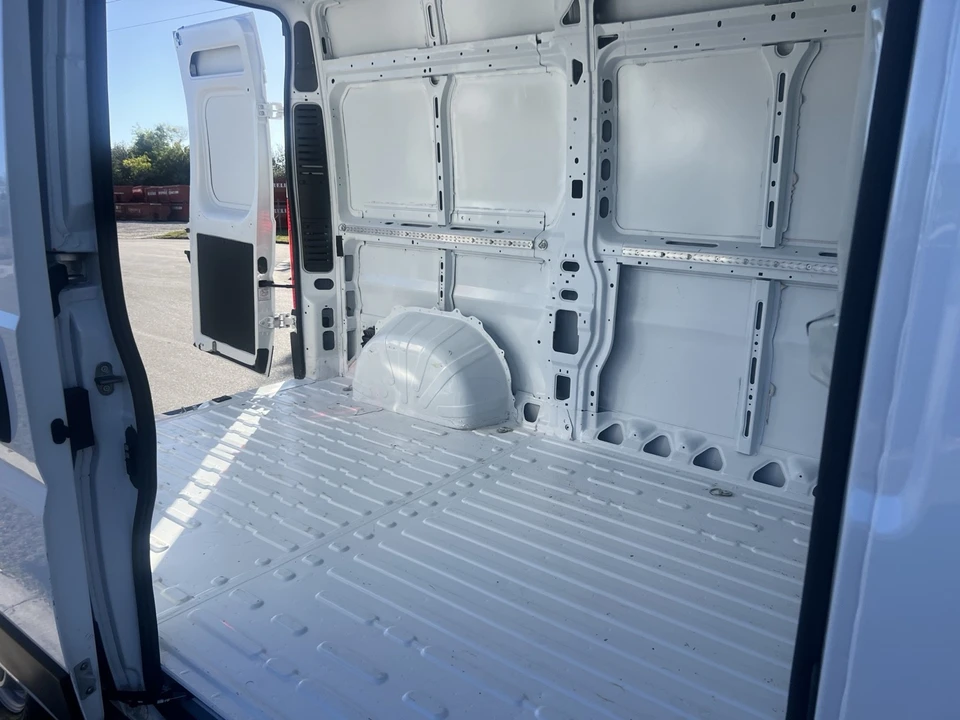 2023 Ram 1500 2nd Gen - Image 9 of 19