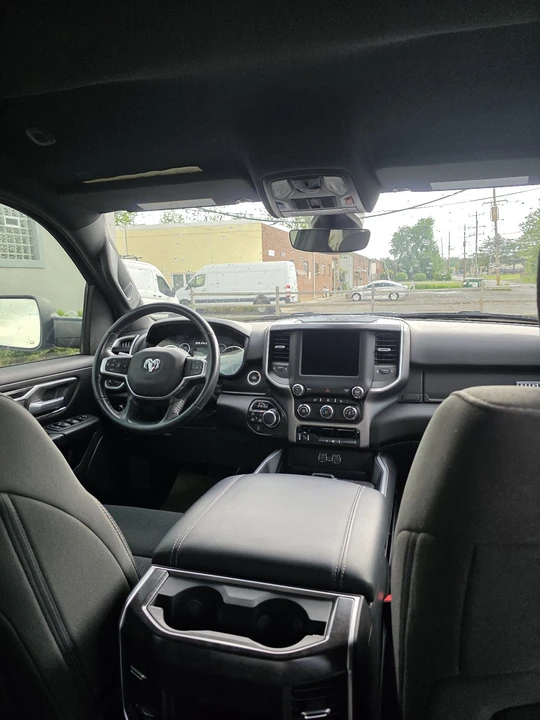 2023 Ram 1500 - Image 11 of 19