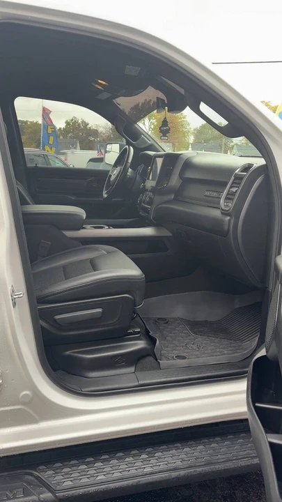 2023 Ram 1500 2nd Gen - Image 5 of 12